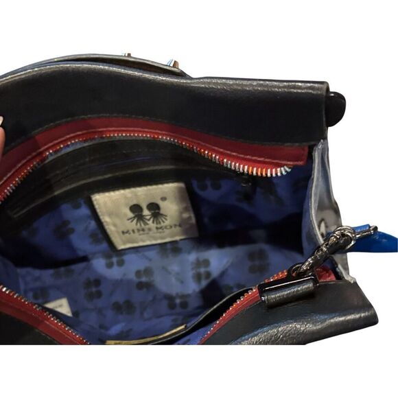 Min & Mon Black Leather Satchel with Retro Octotwins Charm & Derachable Strap - Picture 9 of 10